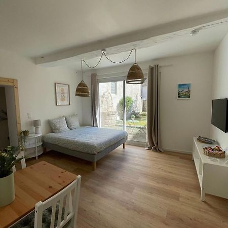 Appartement Chaleureux Blere Exteriör bild